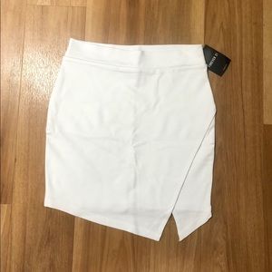 Forever 21 Skirts - Forever 21 • Skirt Forever 21 Skirts - Forever 21 • Skirt